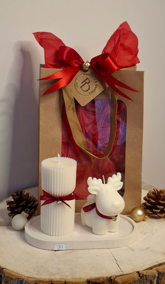 'Rockin' around the Christmas tree'